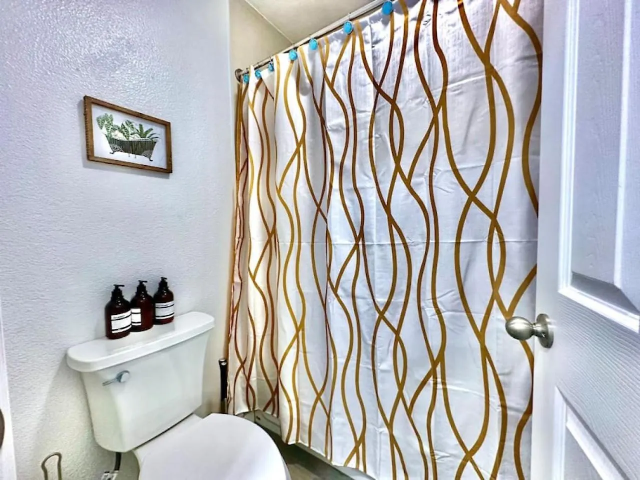 First Floor Gated, Central And Remodeled Apartment Sacramento 0*,